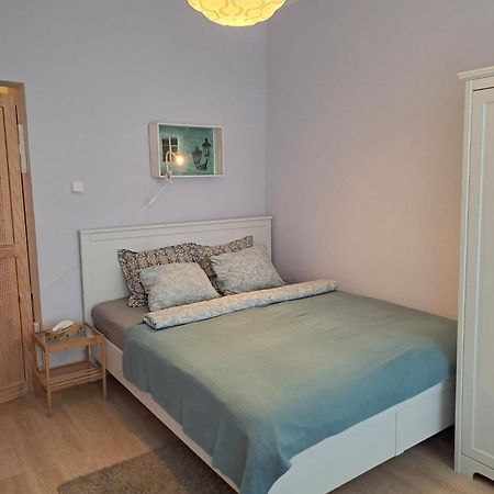 Romantic Apartment In The Historic Center Prága Kültér fotó