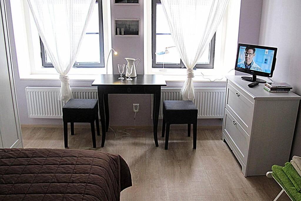 Romantic Apartment In The Historic Center Prága Kültér fotó